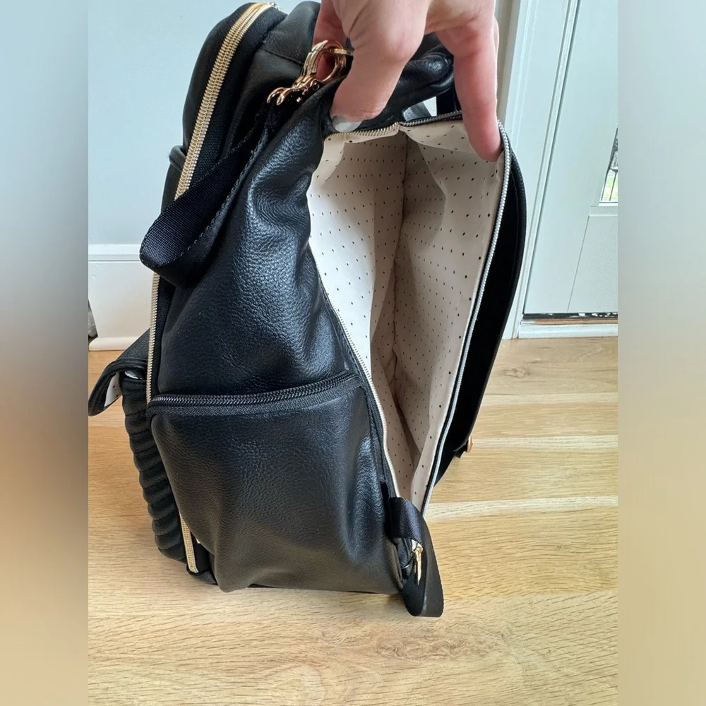 Itzy Ritzy • Diaper Bag Boss Backpack • Rock & Roll • Black